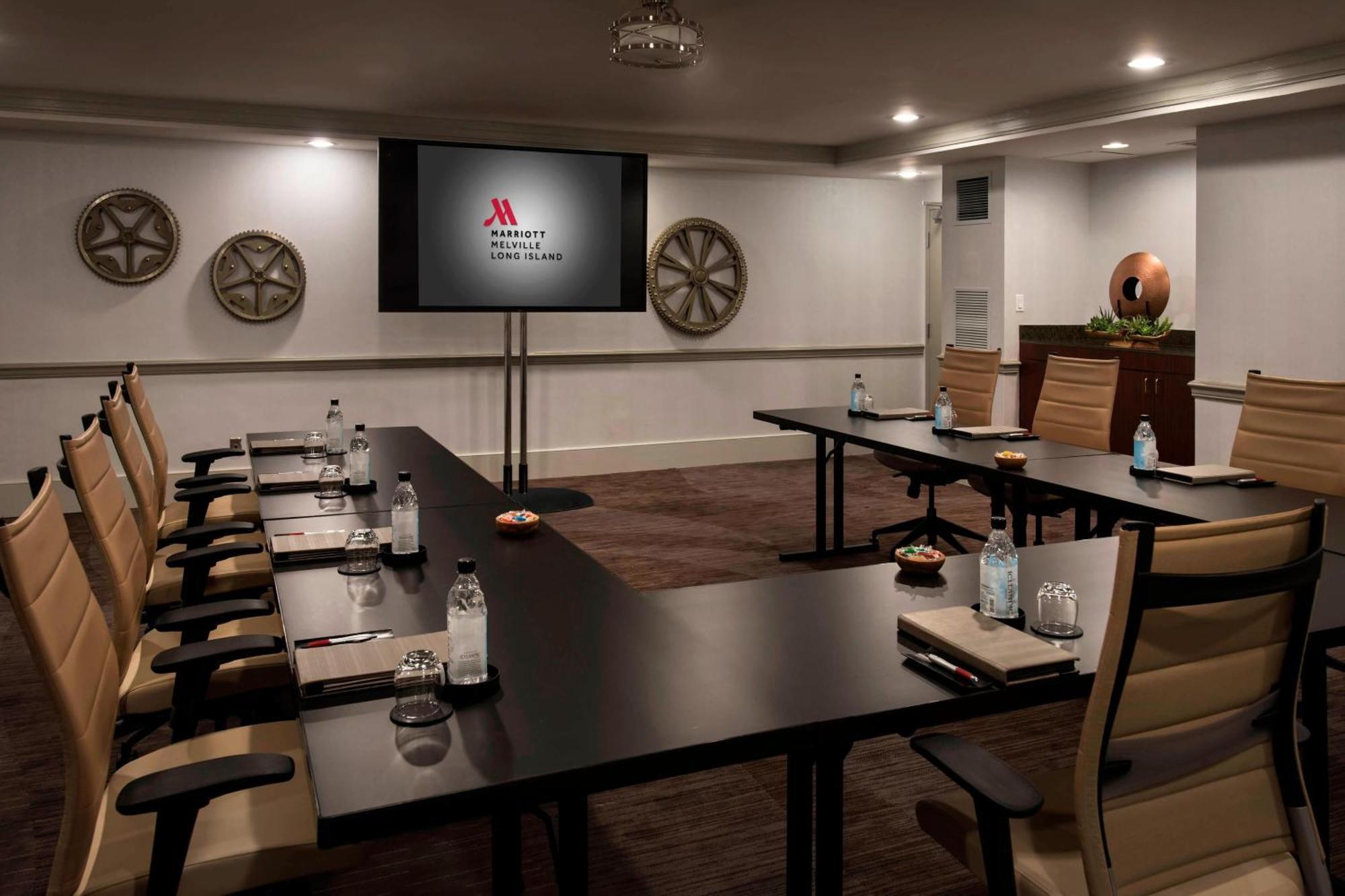 Marriott Melville Long Island Esterno foto