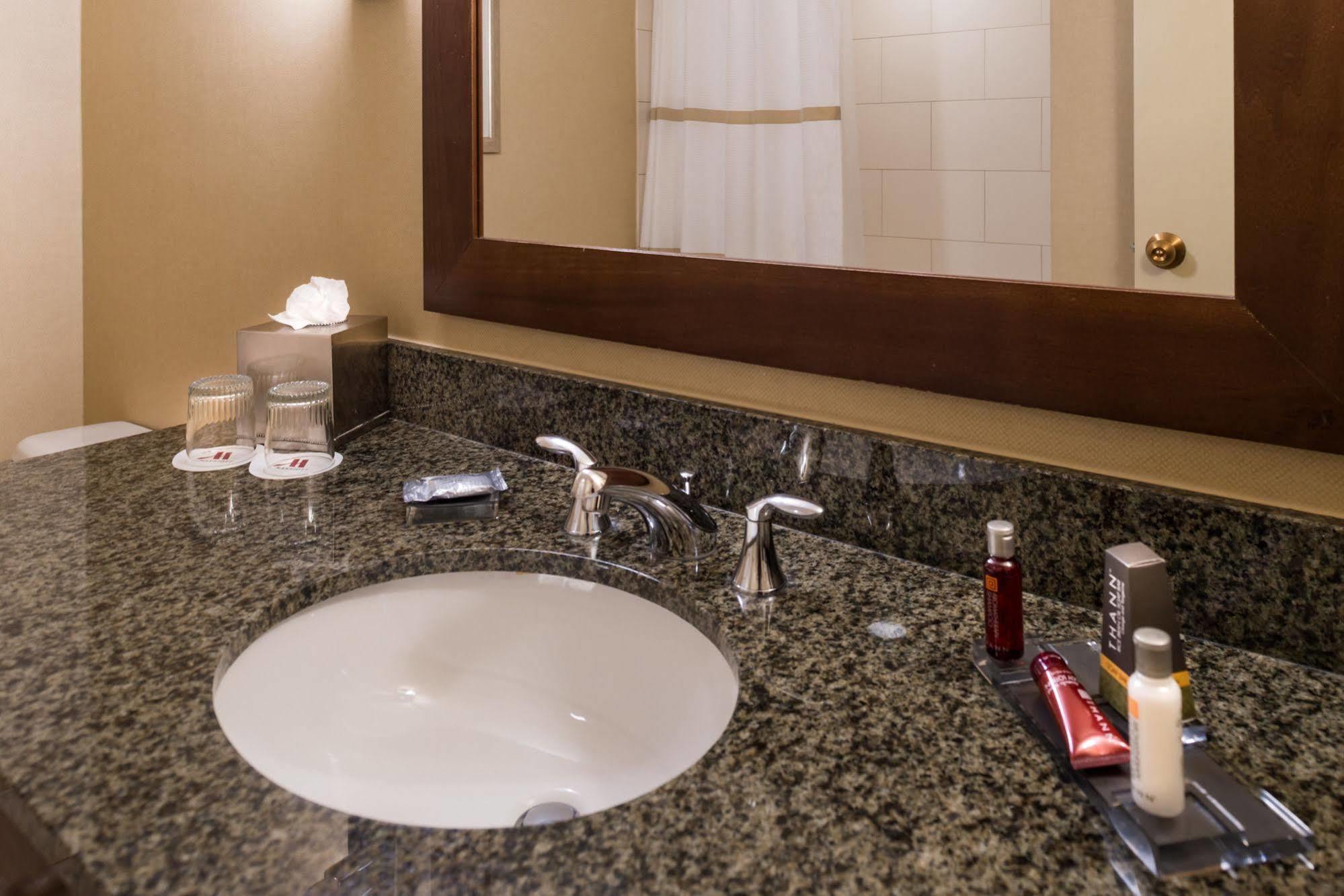 Marriott Melville Long Island Esterno foto